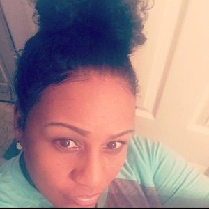 Meet your Posher, Brenda